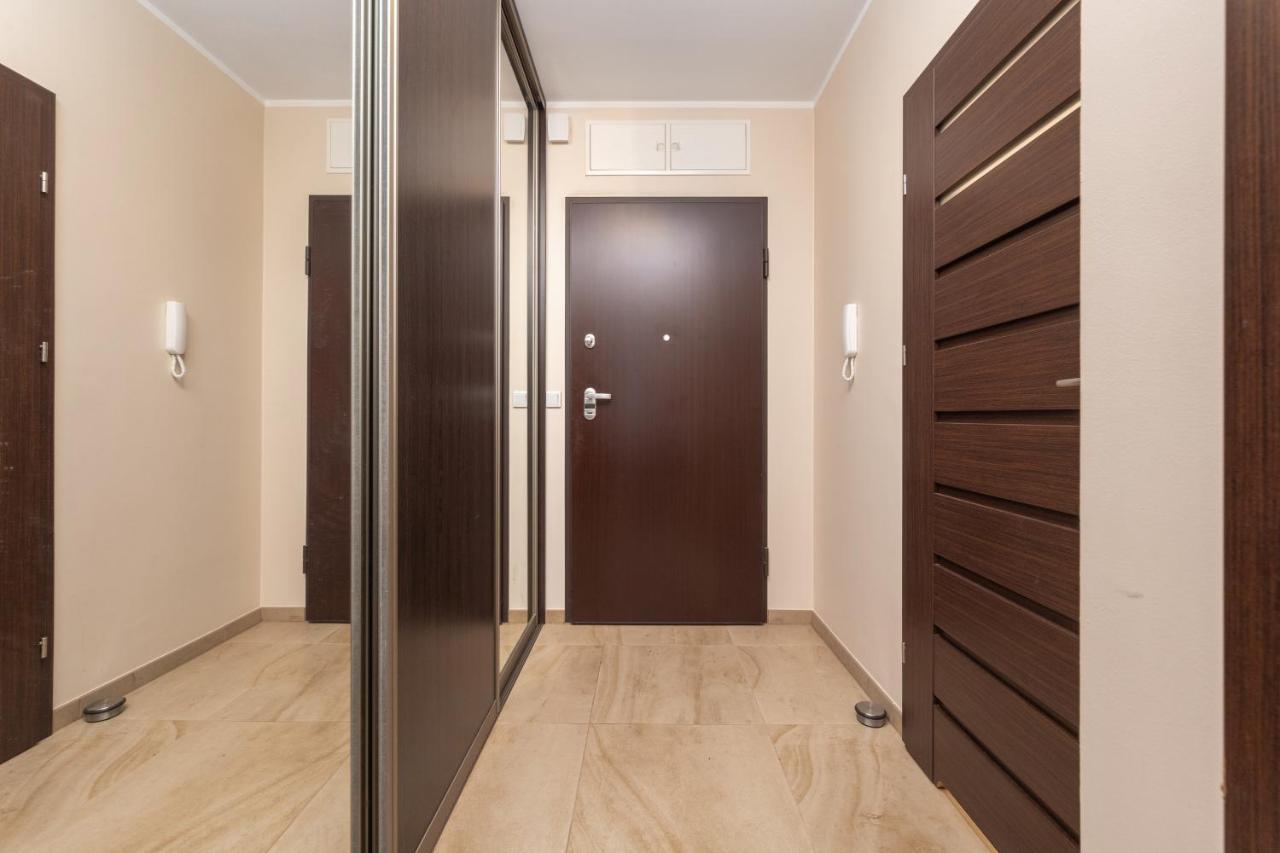 Apartment Wroclaw Krakowska With Balcony And Free Garage By Noclegi Renters Exteriör bild